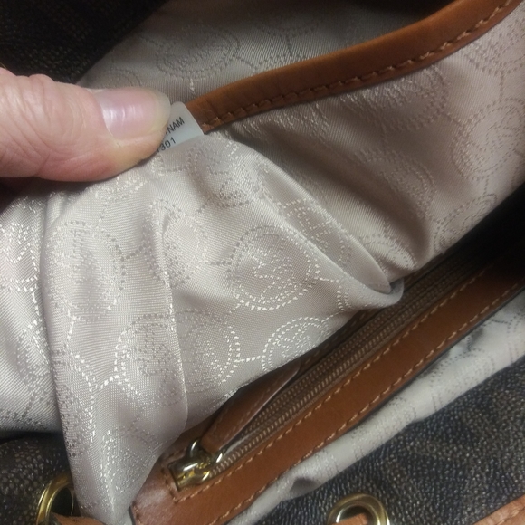 MK backpack - Picture 12 of 13